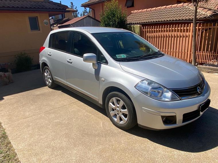 auto usado nissan hatchback 1.6 at 2010 en venta 4170000 1